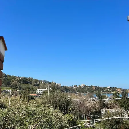 Casa Scirocco Vista Mare Apartament *